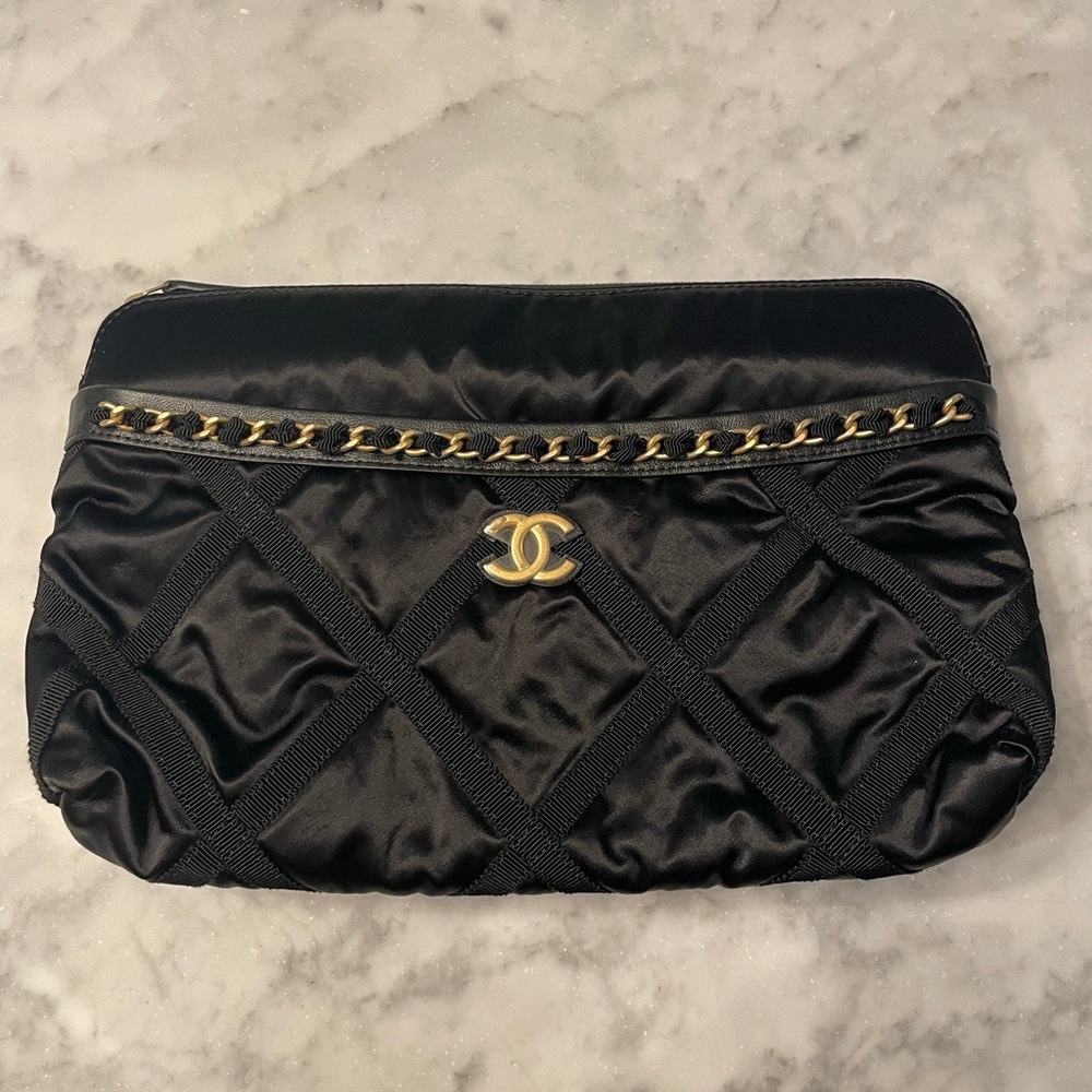 BNIB Chanel black grosgrain nylon foldable tote/clutch quilted gold brand new - Picture 8 of 16